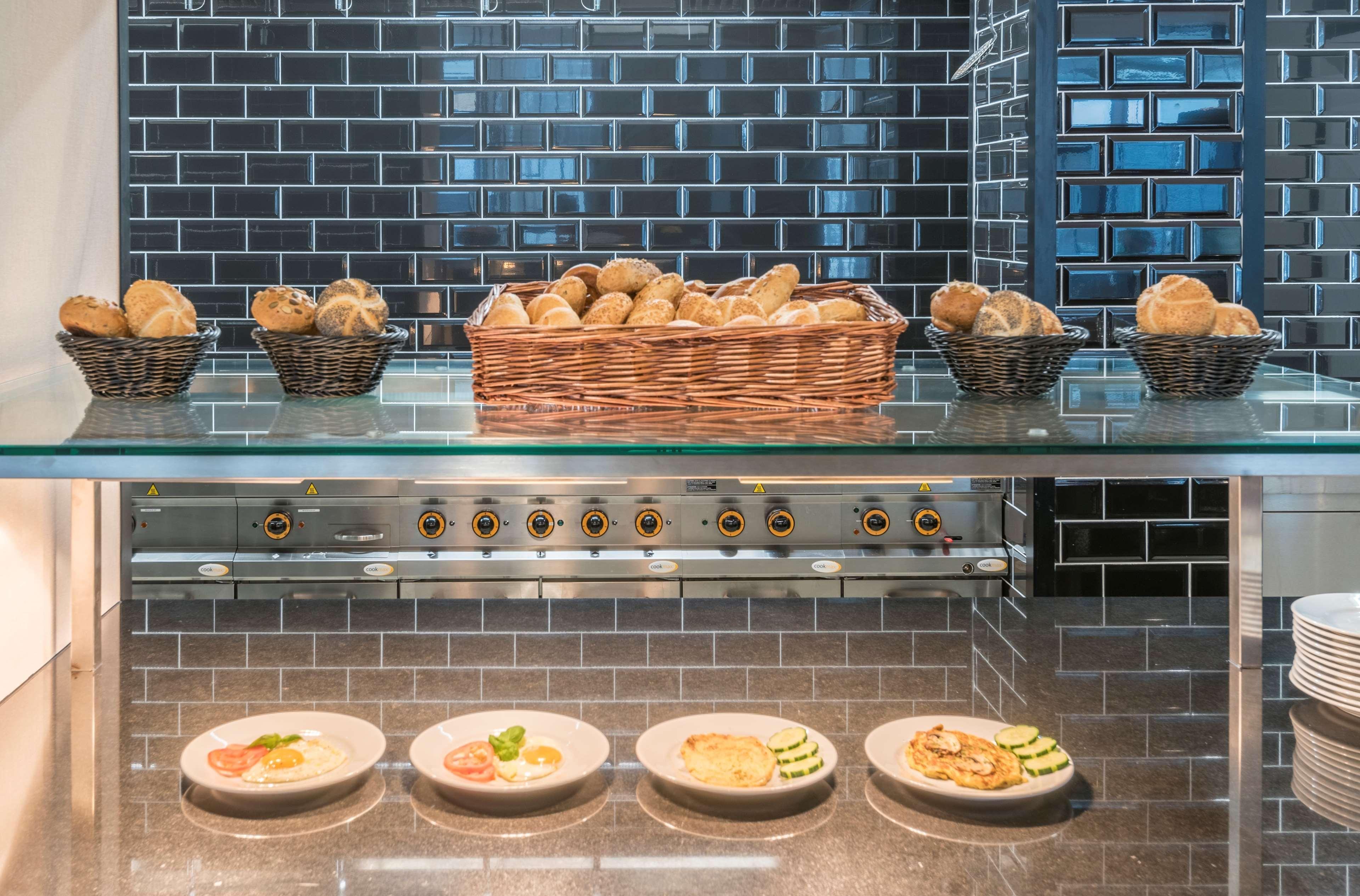 Hilton Garden West 4* Munich